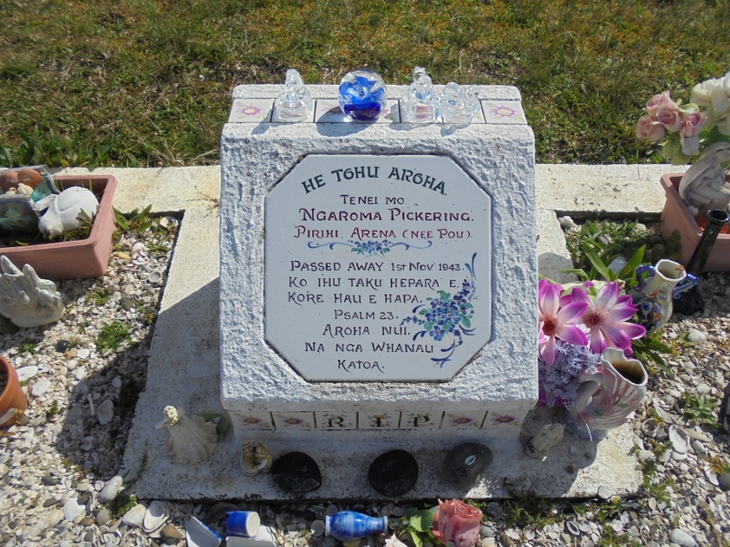 Pou, Ngaroma (Headstone)