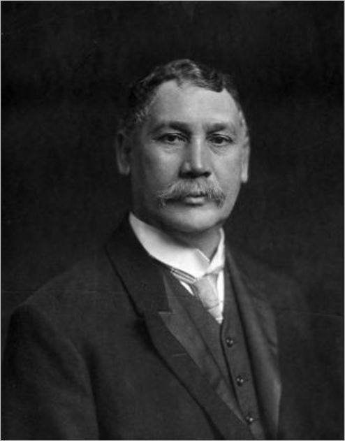 Carroll, Sir James
1857 - 1926  (69 years)